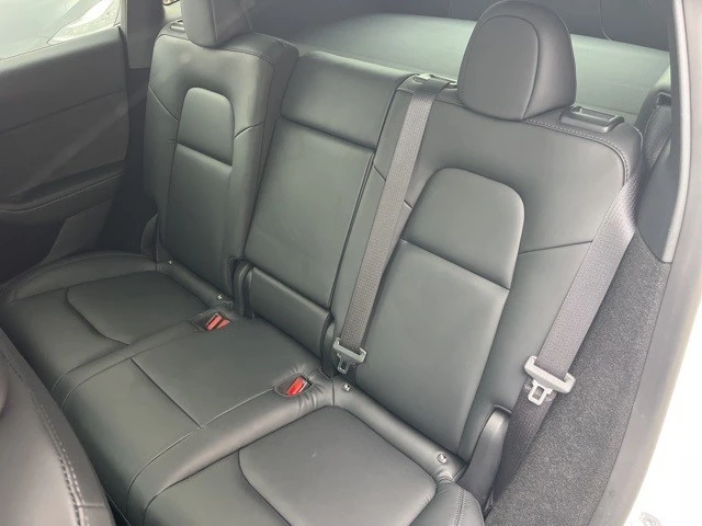 2023 Tesla Model Y - Image 12 of 21
