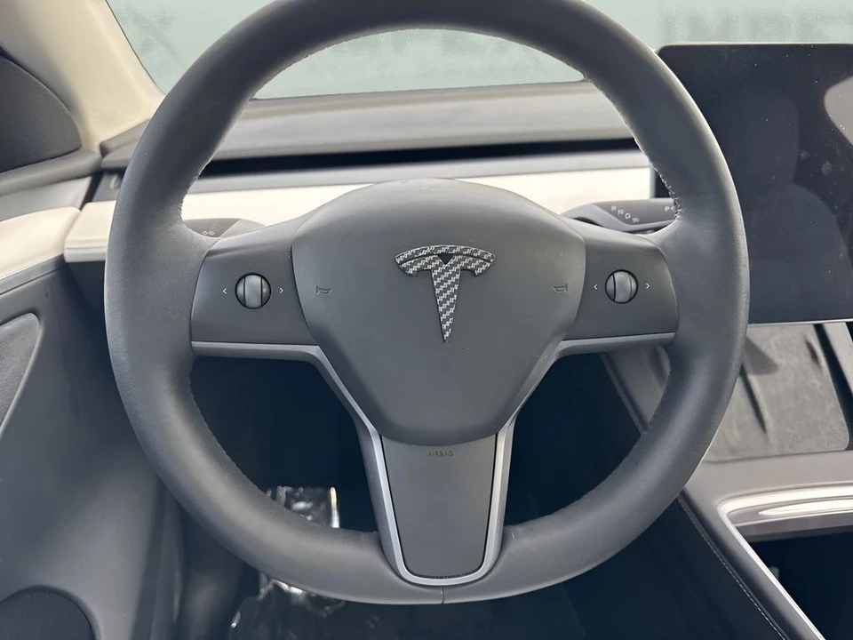 2023 Tesla Model Y - Image 14 of 21