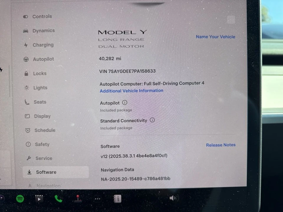 2023 Tesla Model Y - Image 4 of 6