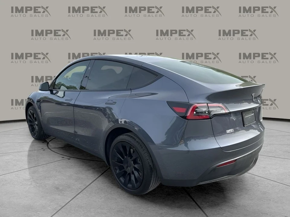 2023 Tesla Model Y - Image 3 of 21