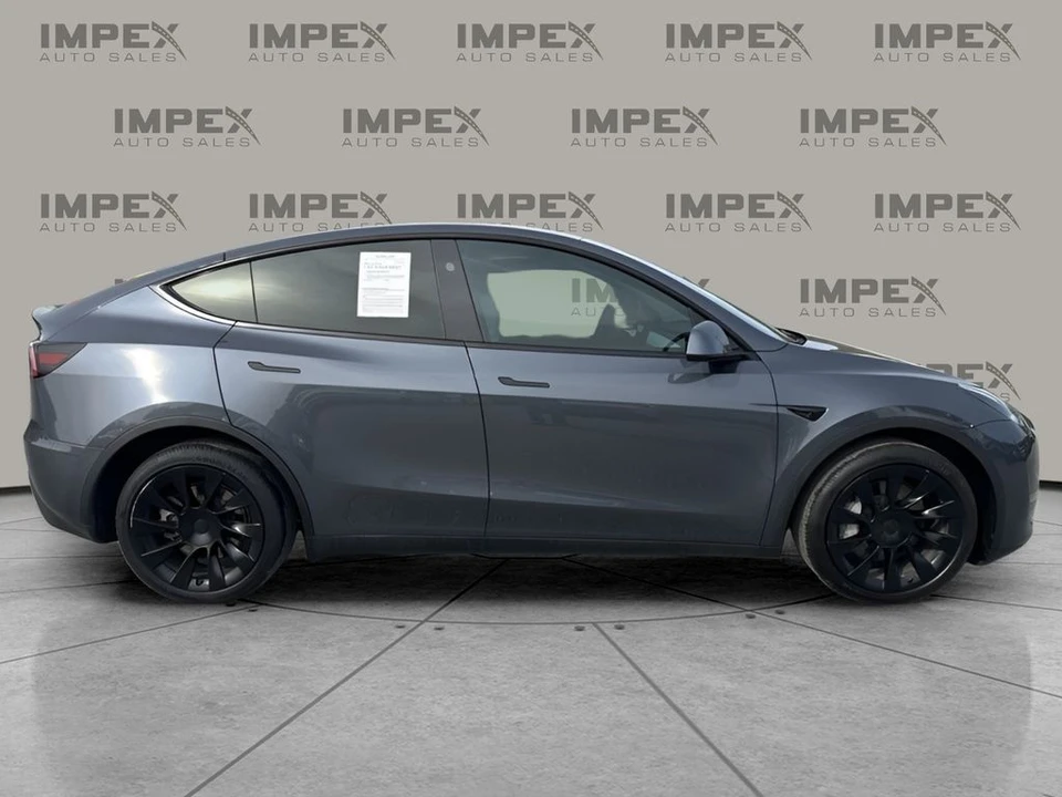 2023 Tesla Model Y - Image 6 of 21