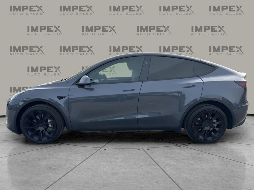 2023 Tesla Model Y - Image 2 of 21