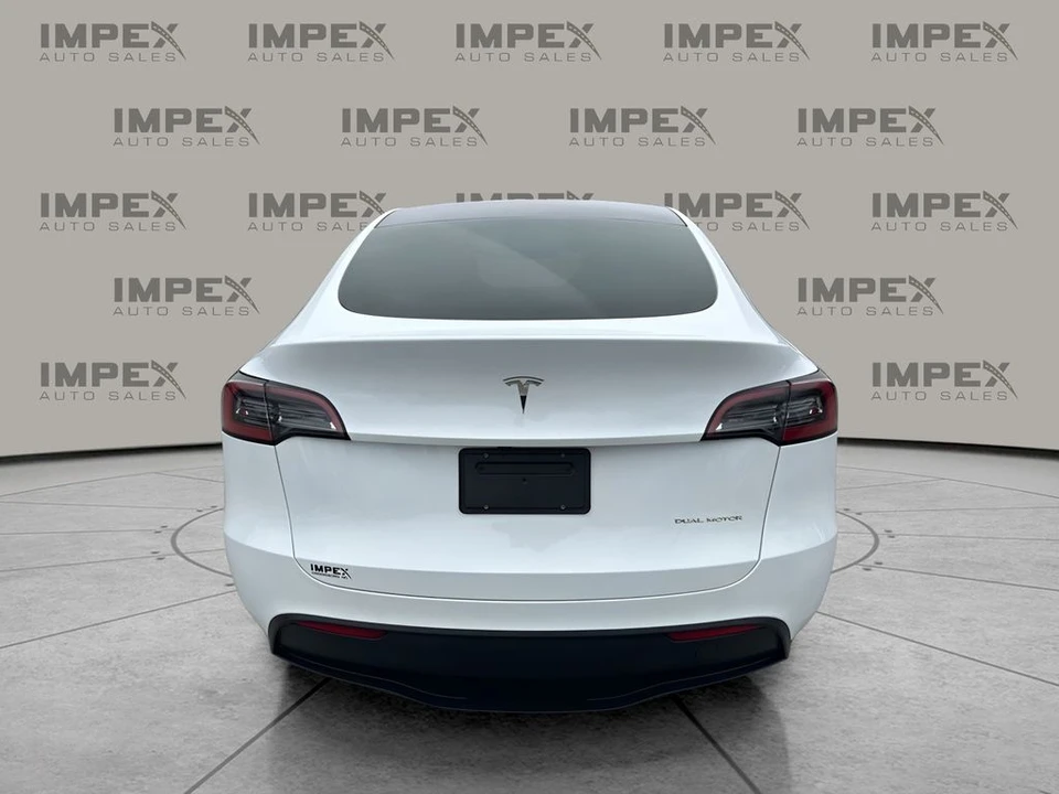 2023 Tesla Model Y - Image 4 of 12