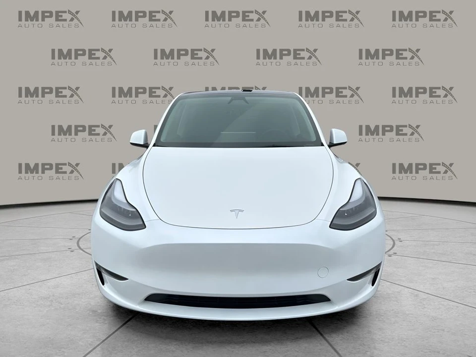 2023 Tesla Model Y - Image 8 of 12