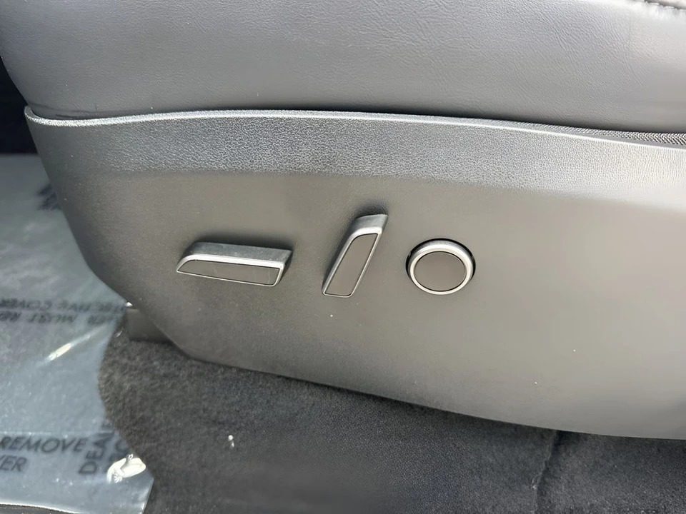 2023 Tesla Model Y - Image 10 of 12