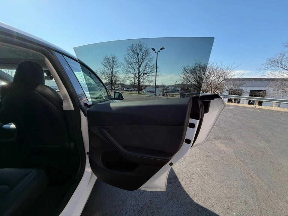 2023 Tesla Model Y - Image 11 of 13