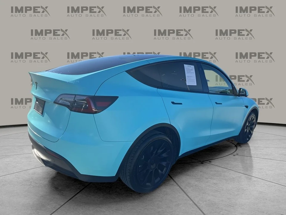 2023 Tesla Model Y - Image 5 of 12