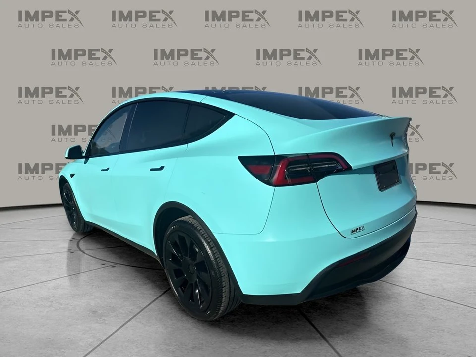 2023 Tesla Model Y - Image 3 of 12