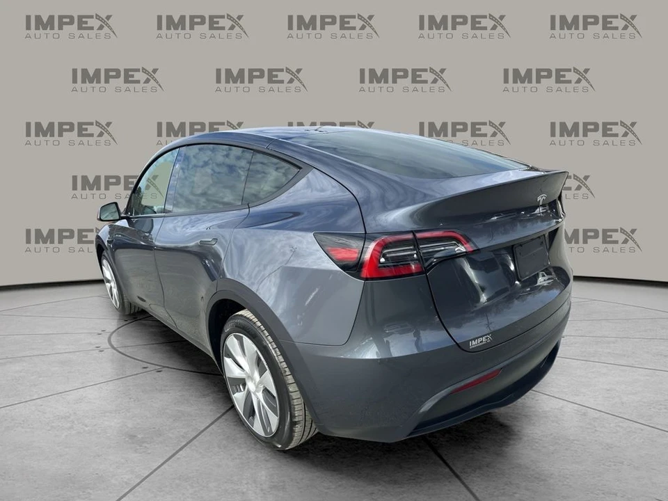 2023 Tesla Model Y - Image 3 of 12