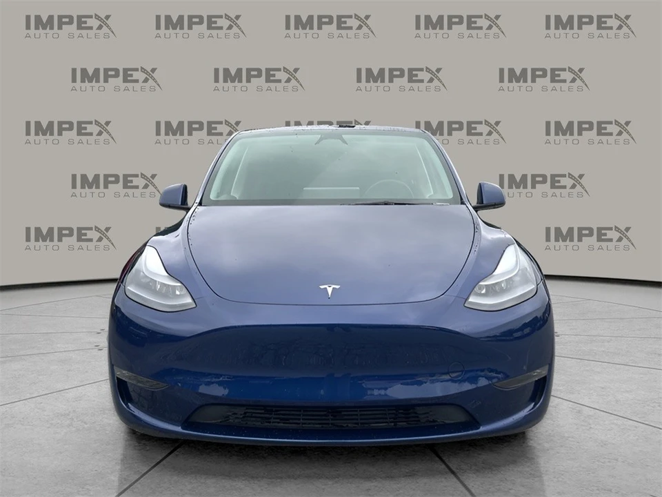 2023 Tesla Model Y - Image 8 of 12