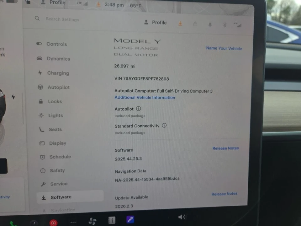 2023 Tesla Model Y - Image 4 of 6