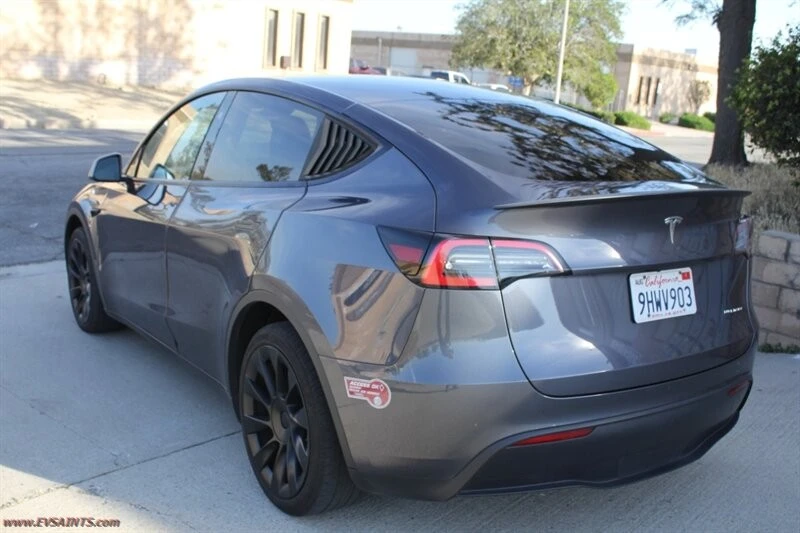 2023 Tesla Model Y - Image 3 of 21