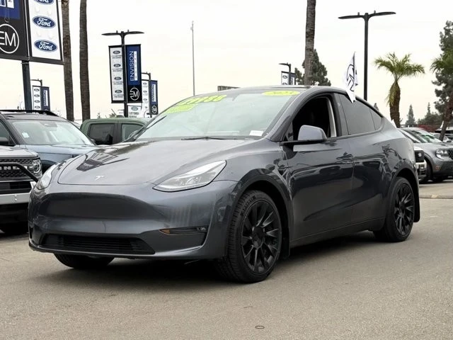 2023 Tesla Model Y - Image 5 of 12