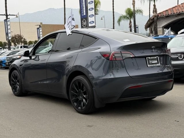 2023 Tesla Model Y - Image 7 of 12