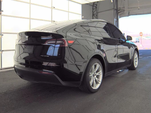 2023 Tesla Model Y - Image 3 of 6
