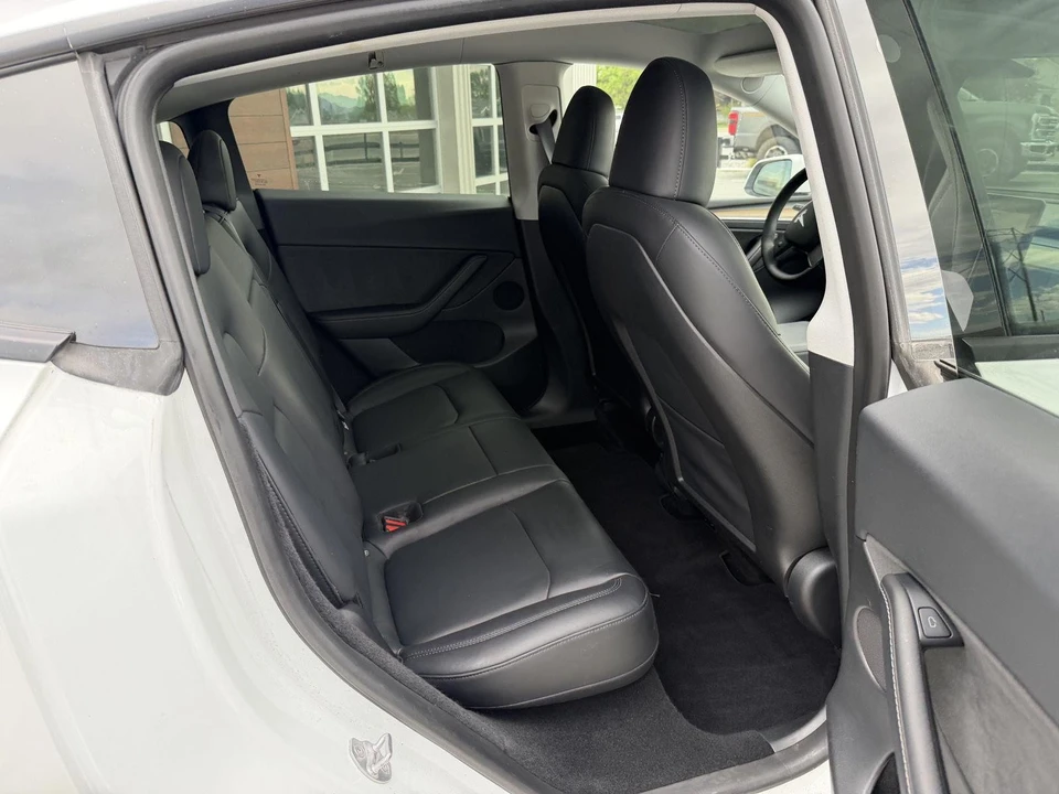 2023 Tesla Model Y - Image 20 of 26