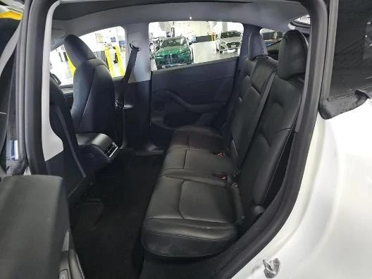 2023 Tesla Model Y - Image 10 of 10