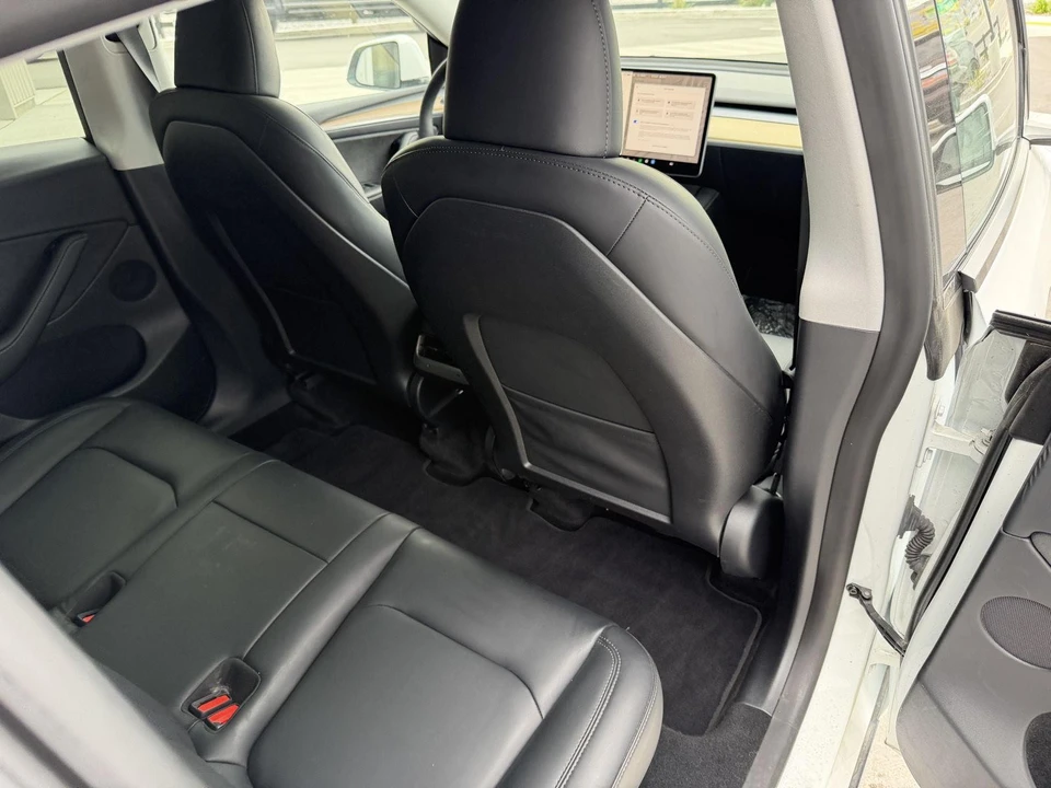 2023 Tesla Model Y - Image 21 of 26