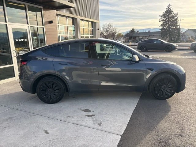 2023 Tesla Model Y - Image 8 of 21