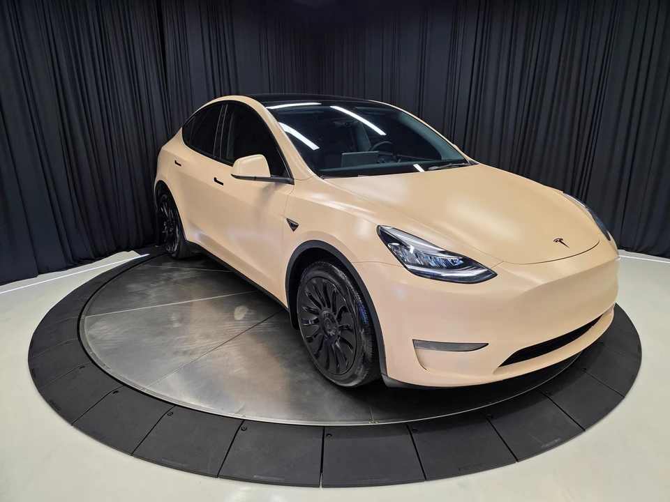 2023 Tesla Model Y - Image 6 of 31