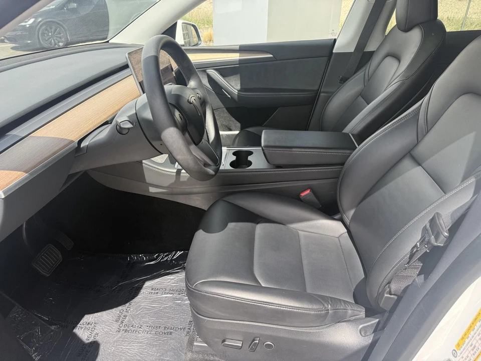2023 Tesla Model Y - Image 13 of 27