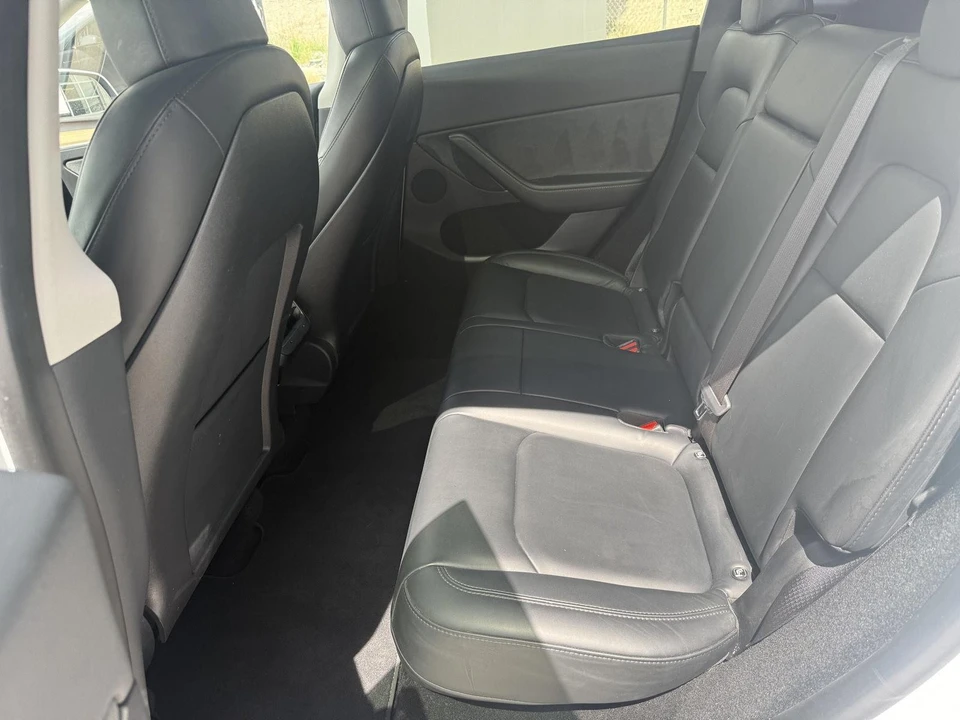 2023 Tesla Model Y - Image 16 of 27