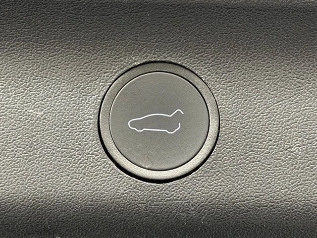 2023 Tesla Model Y - Image 14 of 21