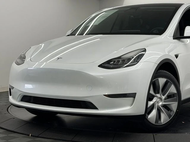 2023 Tesla Model Y - Image 3 of 21