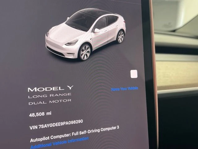 2023 Tesla Model Y - Image 7 of 11
