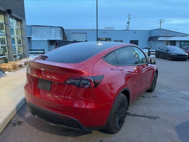 2023 Tesla Model Y - Image 8 of 21