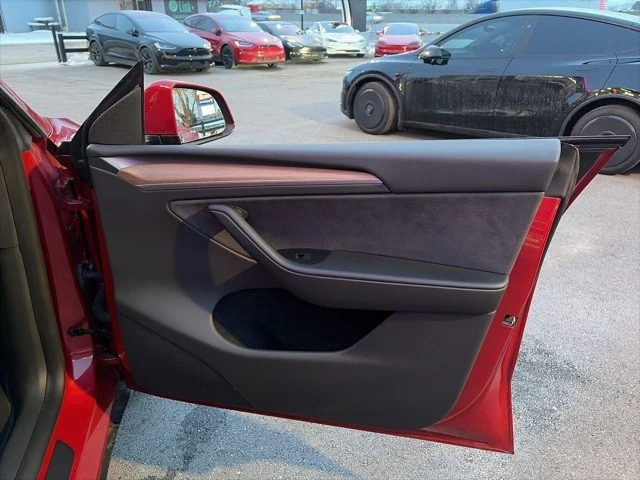 2023 Tesla Model Y - Image 21 of 21