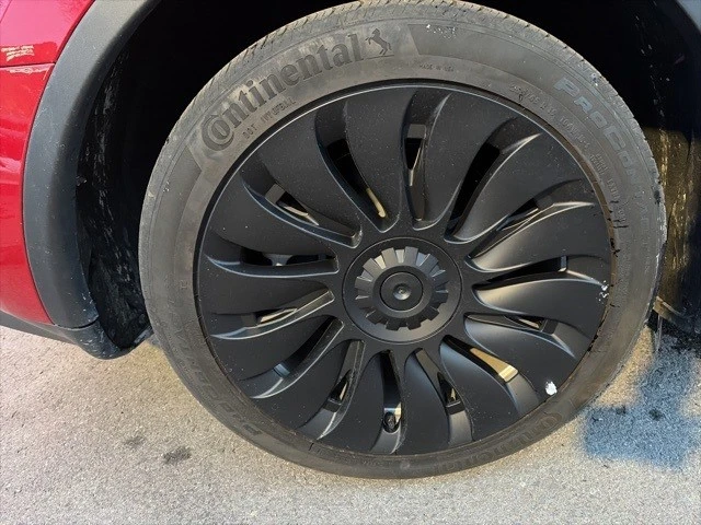 2023 Tesla Model Y - Image 10 of 21