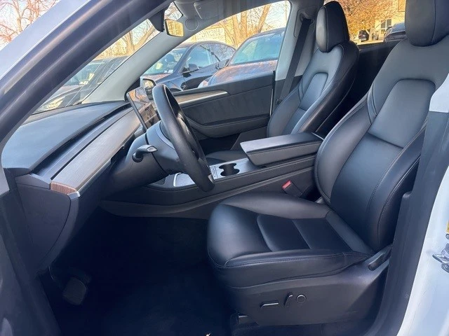 2023 Tesla Model Y - Image 12 of 21