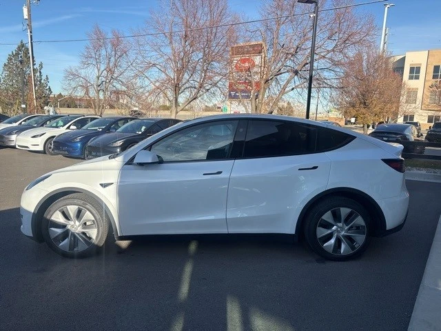 2023 Tesla Model Y - Image 5 of 21