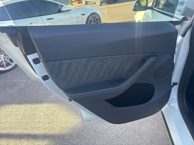 2023 Tesla Model Y - Image 15 of 21