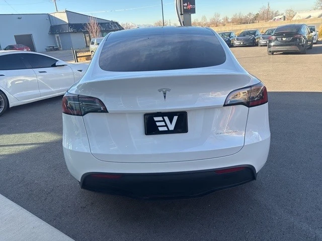 2023 Tesla Model Y - Image 7 of 21