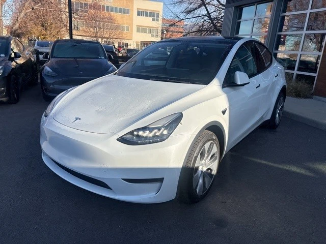 2023 Tesla Model Y - Image 4 of 21