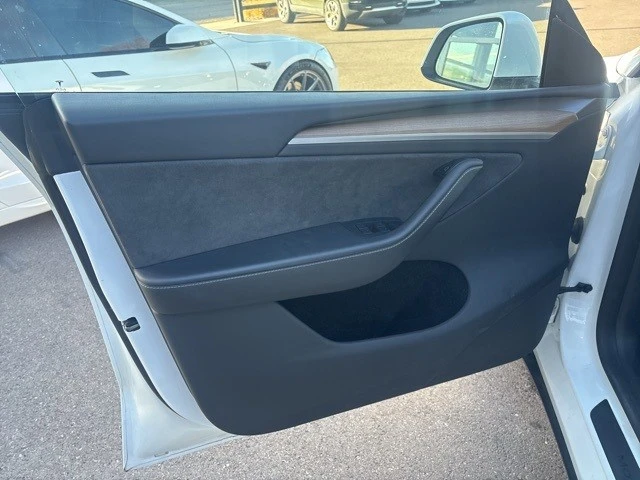 2023 Tesla Model Y - Image 11 of 21