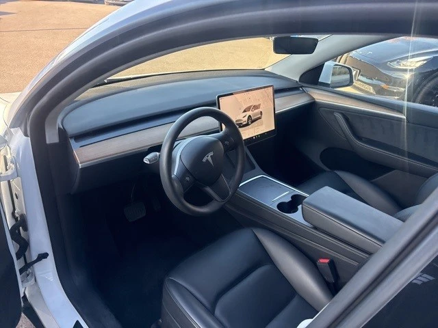 2023 Tesla Model Y - Image 13 of 21