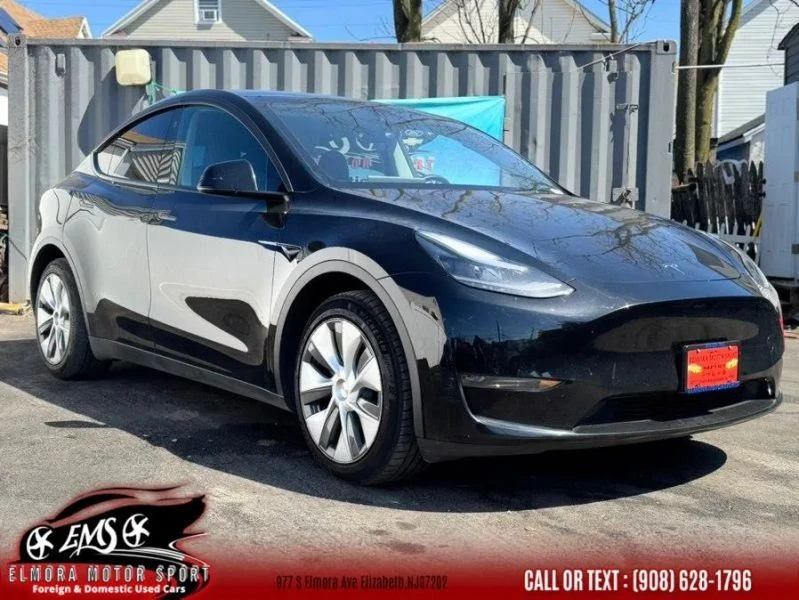 2023 Tesla Model Y - Image 4 of 12