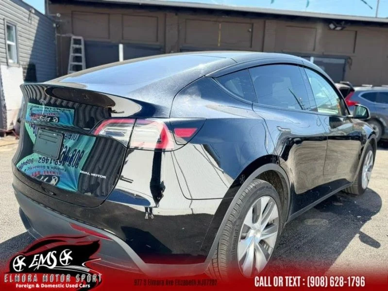 2023 Tesla Model Y - Image 6 of 12
