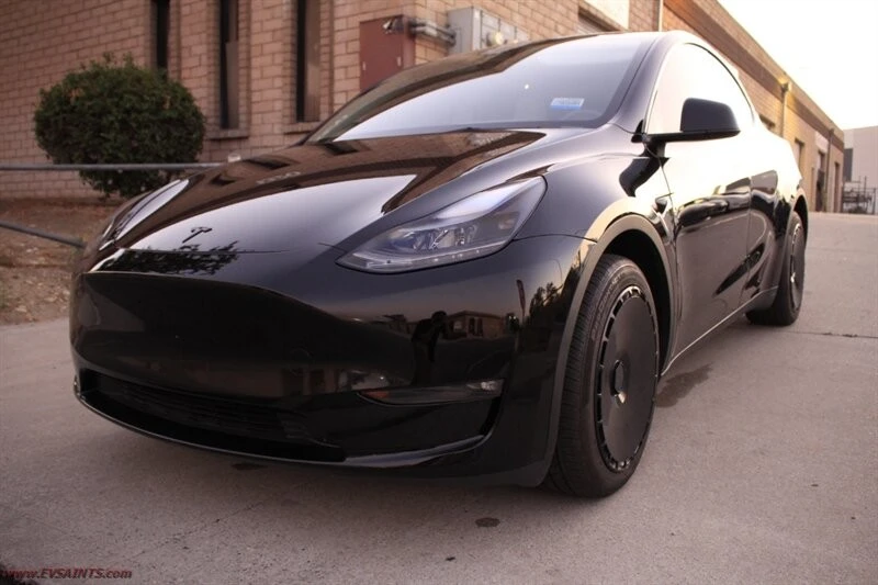 2023 Tesla Model Y - Image 19 of 21