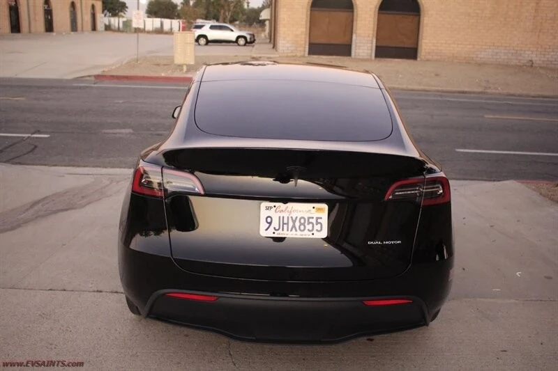 2023 Tesla Model Y - Image 4 of 21