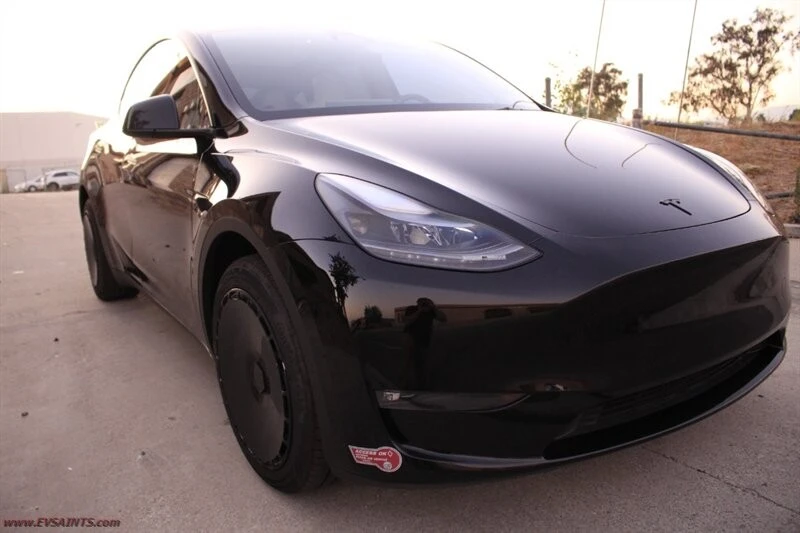 2023 Tesla Model Y - Image 20 of 21