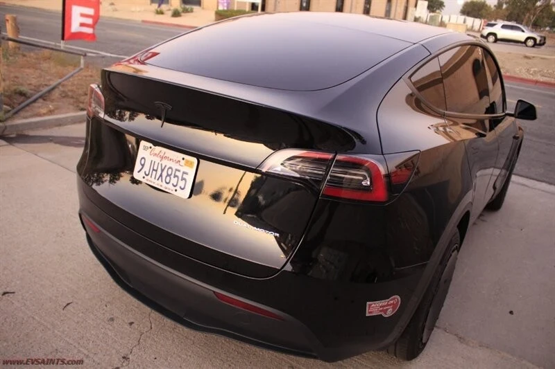 2023 Tesla Model Y - Image 16 of 21