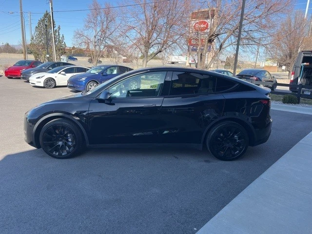 2023 Tesla Model Y - Image 4 of 21
