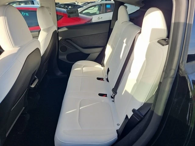 2023 Tesla Model Y - Image 5 of 6