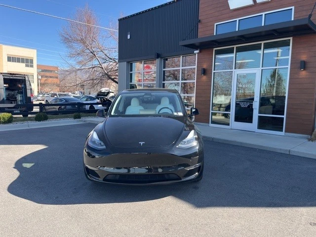 2023 Tesla Model Y - Image 2 of 21