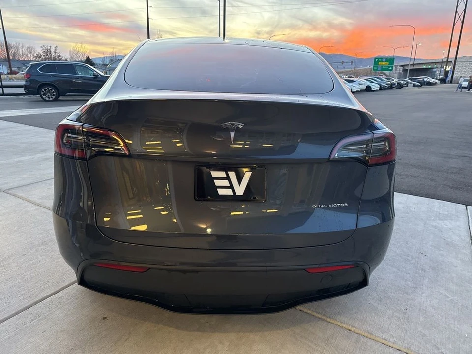 2023 Tesla Model Y - Image 6 of 21