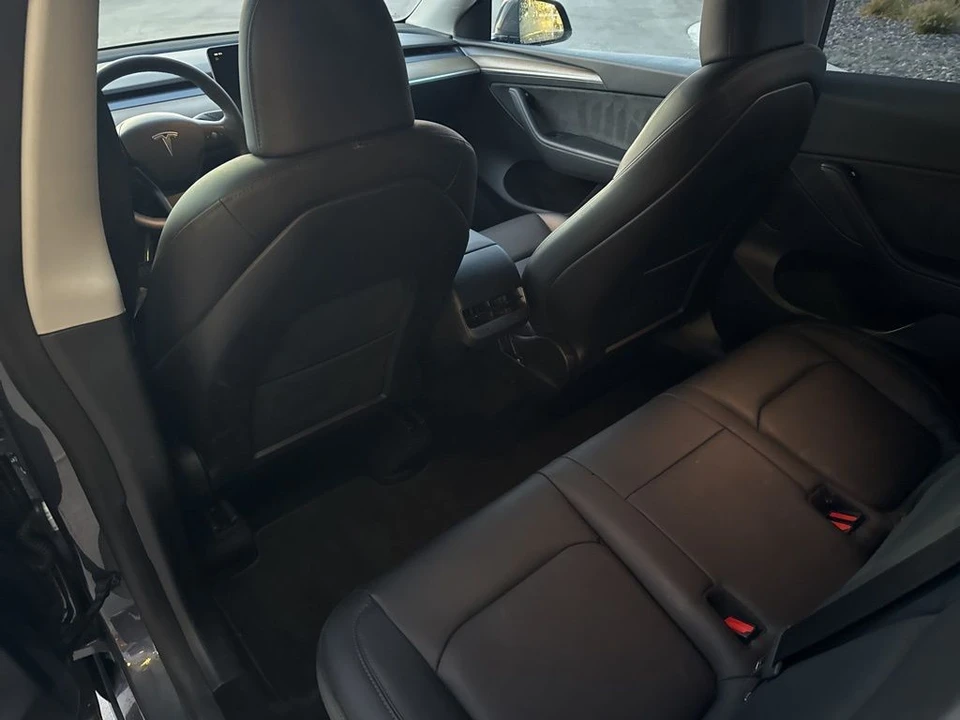 2023 Tesla Model Y - Image 14 of 21